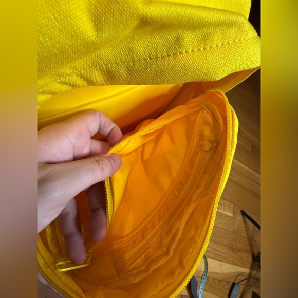 Brevitē yellow Backpack - Picture 9 of 9